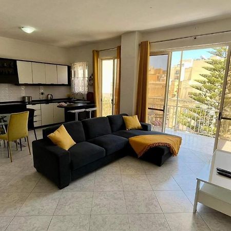 Sea View And Valley View Flat In Marsalforn Apartment Luaran gambar